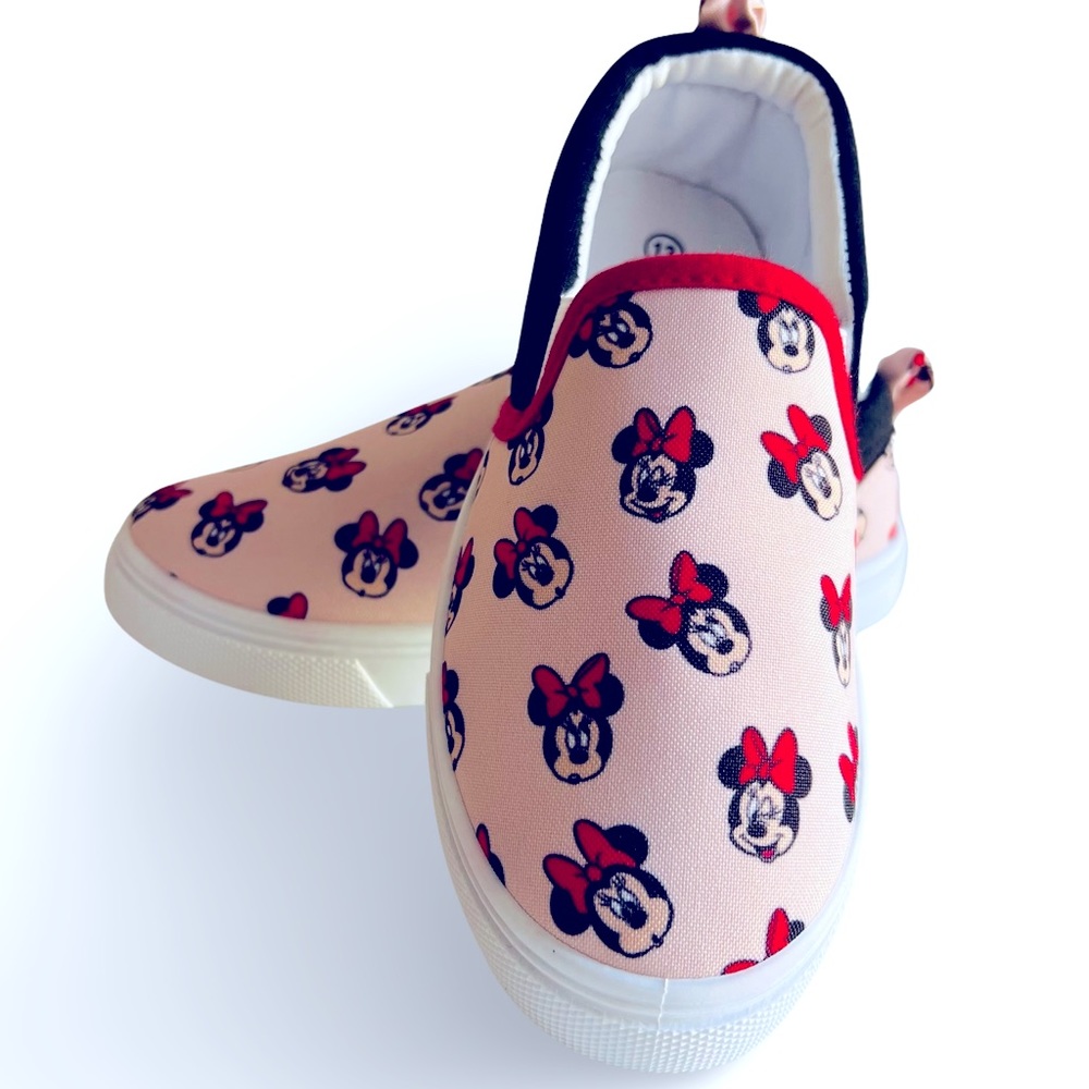 NWT Disney Kids Minnie Mouse canvas slip on sneaker - size 13
